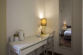 Napoli Class Luxury Rooms & Suites