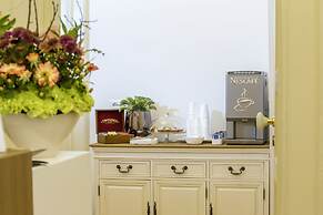 Napoli Class Luxury Rooms & Suites