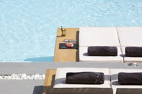 Dreambox Mykonos Suites