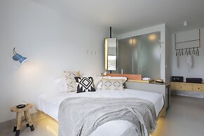 Dreambox Mykonos Suites