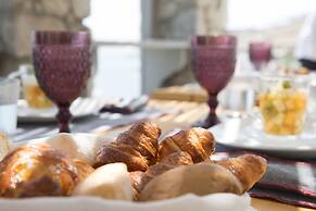 Dreambox Mykonos Suites