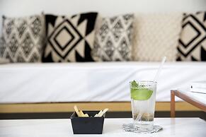 Dreambox Mykonos Suites