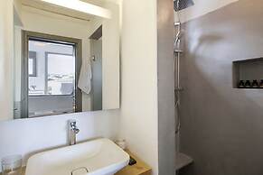 Dreambox Mykonos Suites