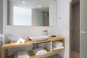 Dreambox Mykonos Suites