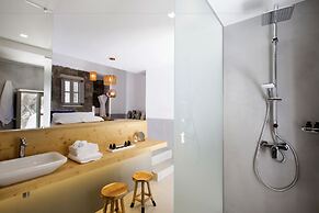 Dreambox Mykonos Suites