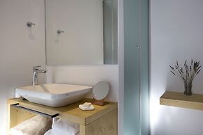 Dreambox Mykonos Suites