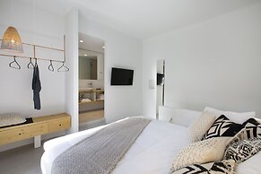 Dreambox Mykonos Suites