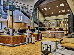 Joinery Hotel Pittsburgh, Curio Collection by Hilton