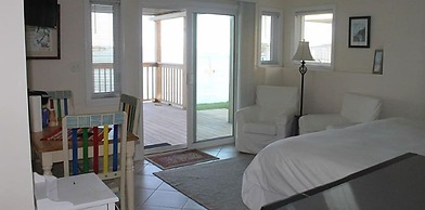 The Inn on the Wharf