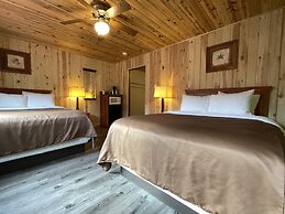 Four Seasons Lodge
