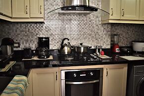 Kangaroo Wasi Airport Bed & Breakfast