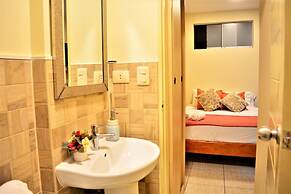 Kangaroo Wasi Airport Bed & Breakfast
