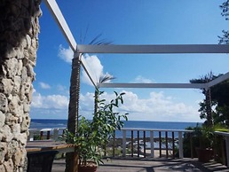 Tanna Evergreen Resort & Tours