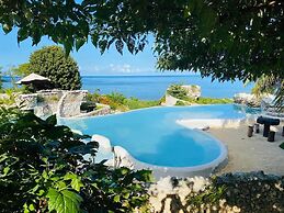 Tanna Evergreen Resort & Tours