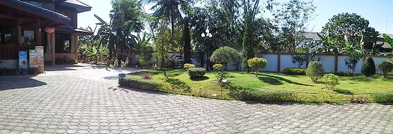 Suandarbporn Resort Mae Sot