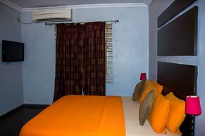 Precinct Comfort Services, Ikoyi