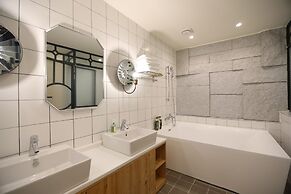 February Hotel Sungseo