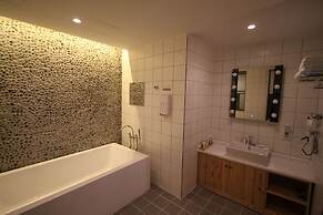 February Hotel Sungseo