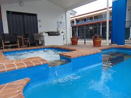 Rockhampton Court Motor Inn