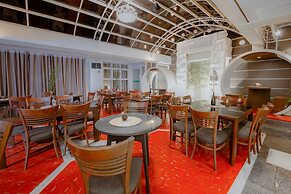 Emerald Boutique Hotel