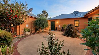 Prince of Wales Motel