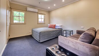 Prince of Wales Motel