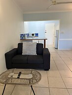 Cardwell Beachfront Motel