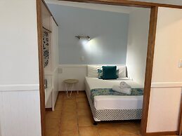 Cardwell Beachfront Motel