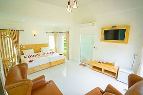 The White House Boutique Chiangrai