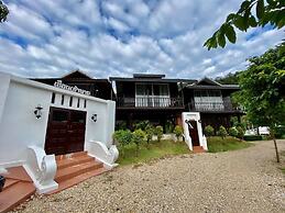 The White House Boutique Chiangrai