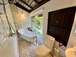 The White House Boutique Chiangrai