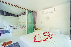 The White House Boutique Chiangrai