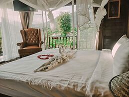 The White House Boutique Chiangrai