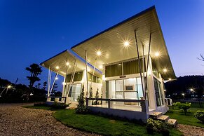 The White House Boutique Chiangrai