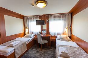 Grand Jules Boat Hotel Budapest