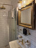 Cameo Boutique Hotell