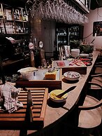 Cameo Boutique Hotell