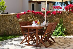 Il Tesori Dassia Villas