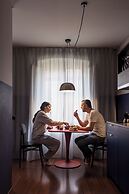 Urbanauts Studios Minelli