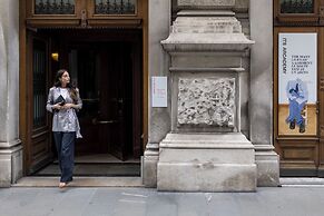 Urbanauts Studios Minelli