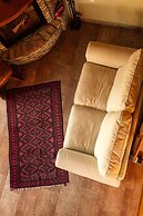 Azanias Chalet