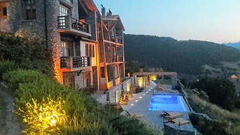 Azanias Chalet