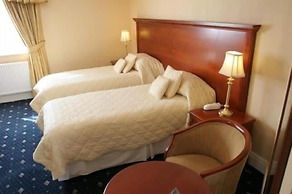 The Revelstoke Hotel