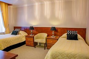 The Revelstoke Hotel