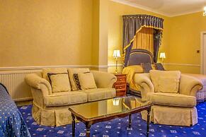 The Revelstoke Hotel