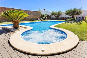 Masia Can Canyes & Spa