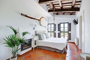 Masia Can Canyes & Spa