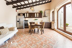 Masia Can Canyes & Spa