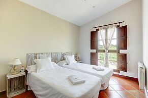 Masia Can Canyes & Spa