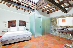 Masia Can Canyes & Spa